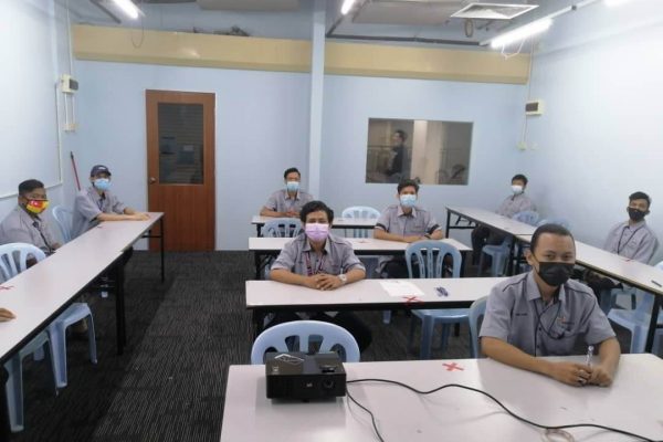 kelas-berhawa-dingin kelas-berhawa-dingin